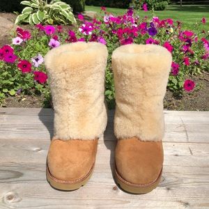 UGG AUSTRALIA BOOTS